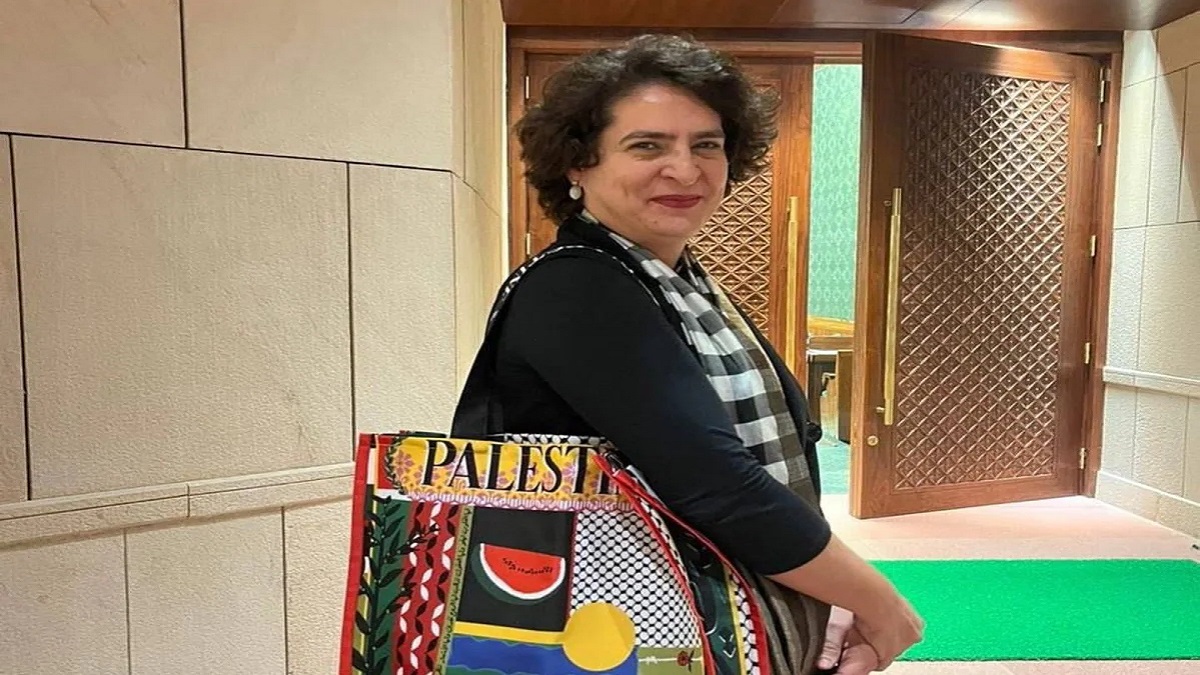 Priyanka Gandhi praised in Pakistan