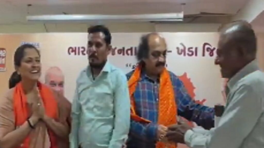 mehmadabad Congress Defection