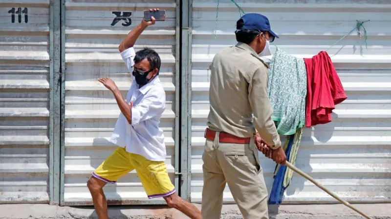 Gujarat Police Complaint Statistics