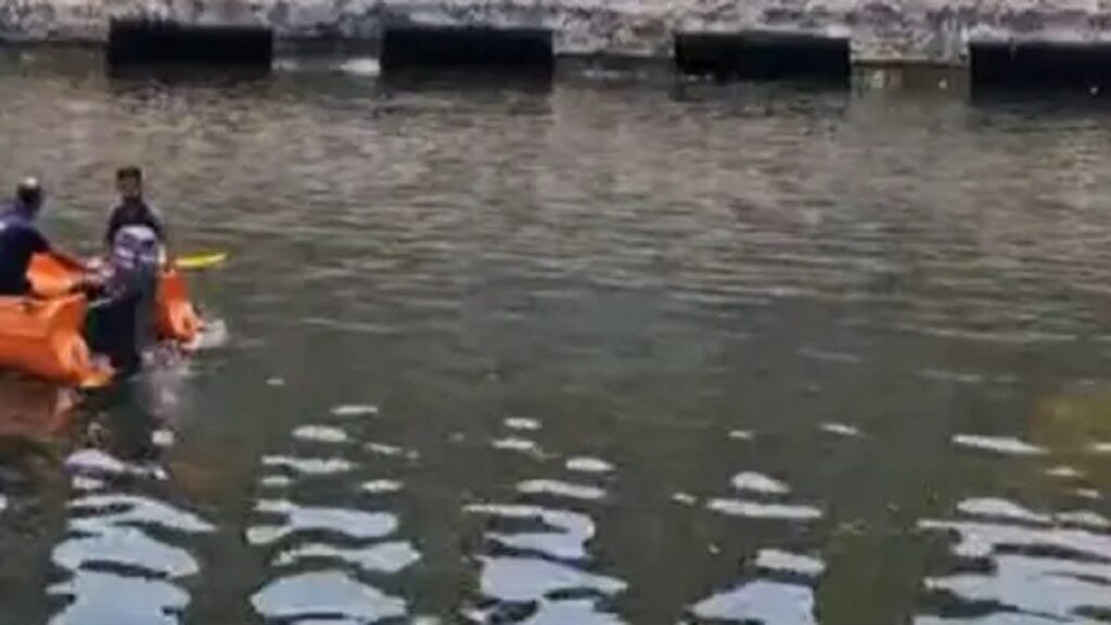 Kakrapar Dam Drowning :