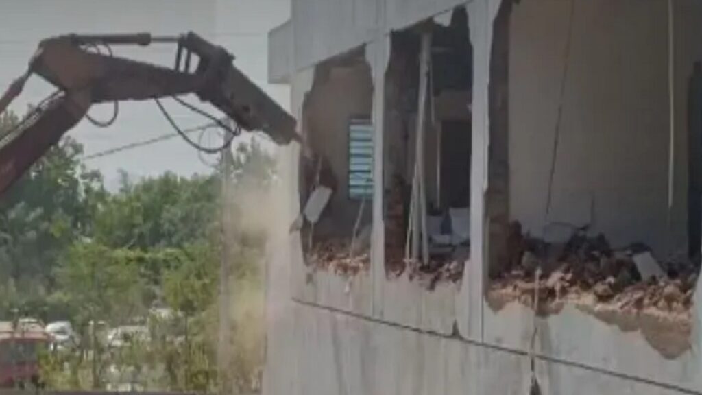 Garudeshwar Demolition :