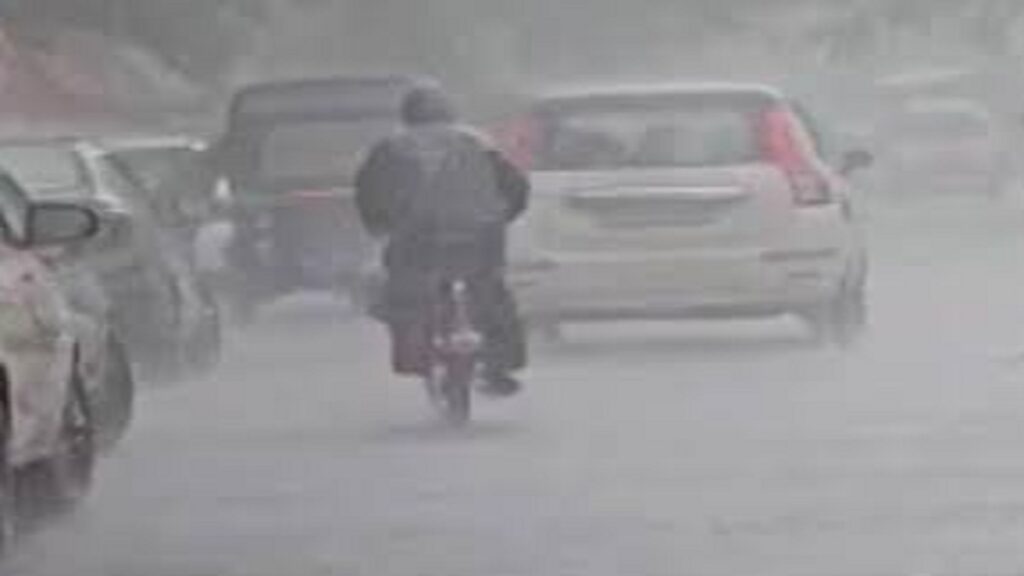 Heavy rain in Gujarat