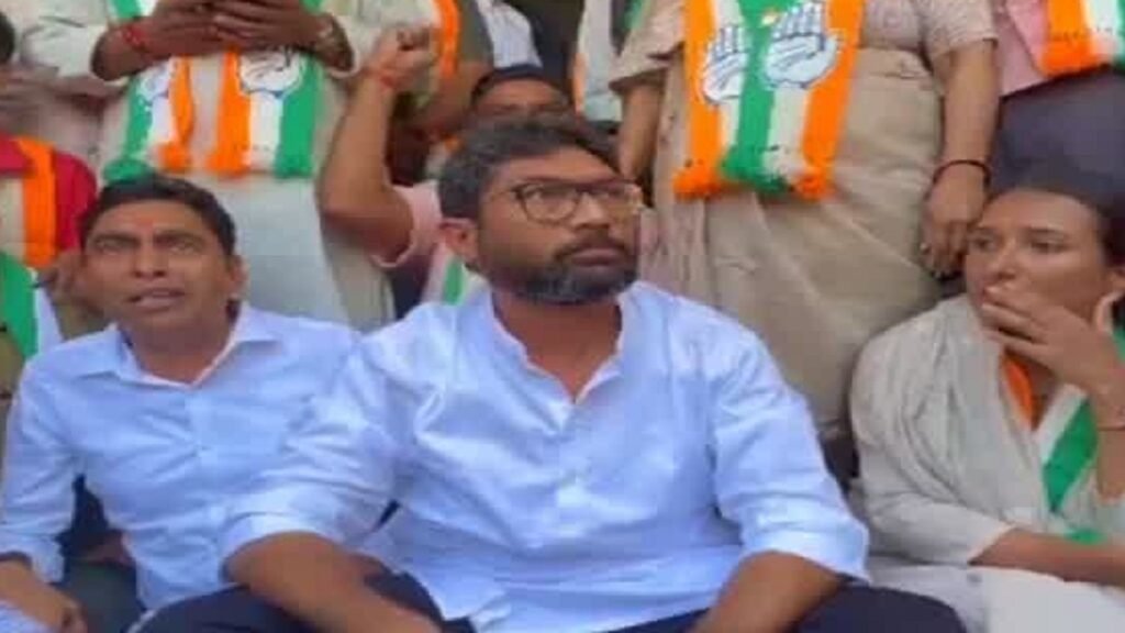 Jignesh Mevani FIR Pethapur