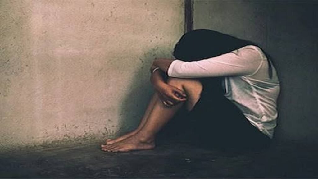 Instagram friend rape hotel 